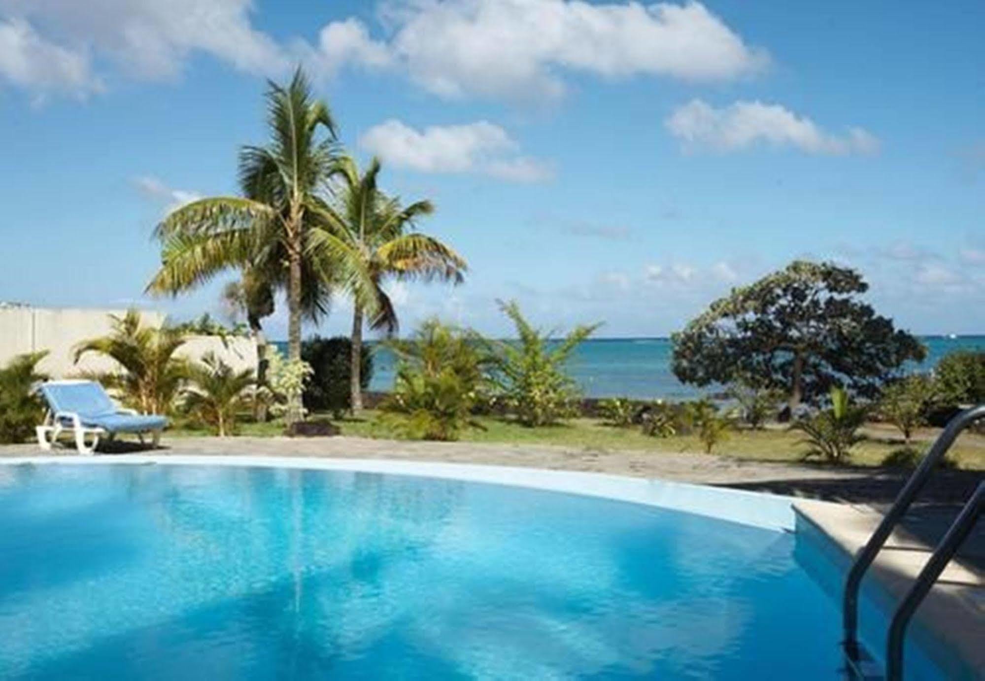 Flowers Of Paradise With Lov Mont-Choisy Exterior foto